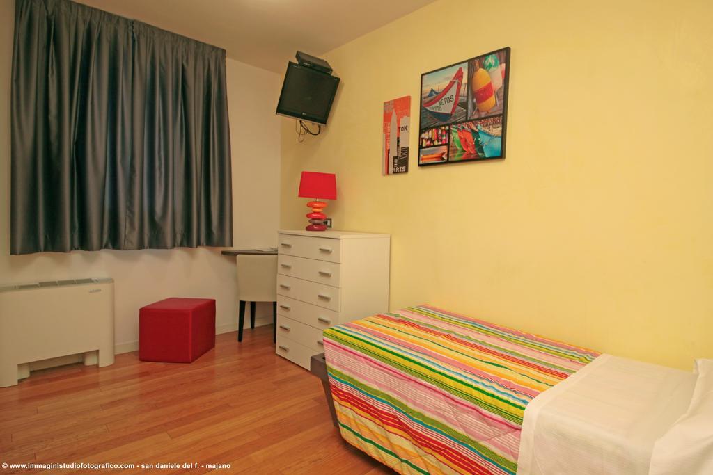 סן דניאל דל פריולי Albergo Ai Sapori מראה חיצוני תמונה